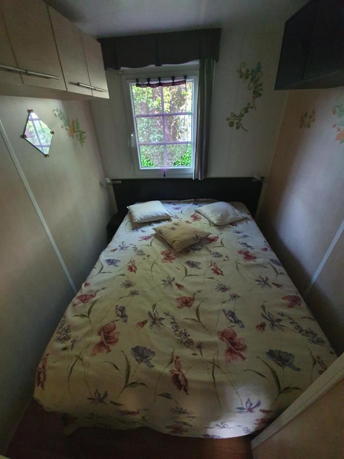 Mobil Home Sainte-Eulalie-en-Born 外观 照片