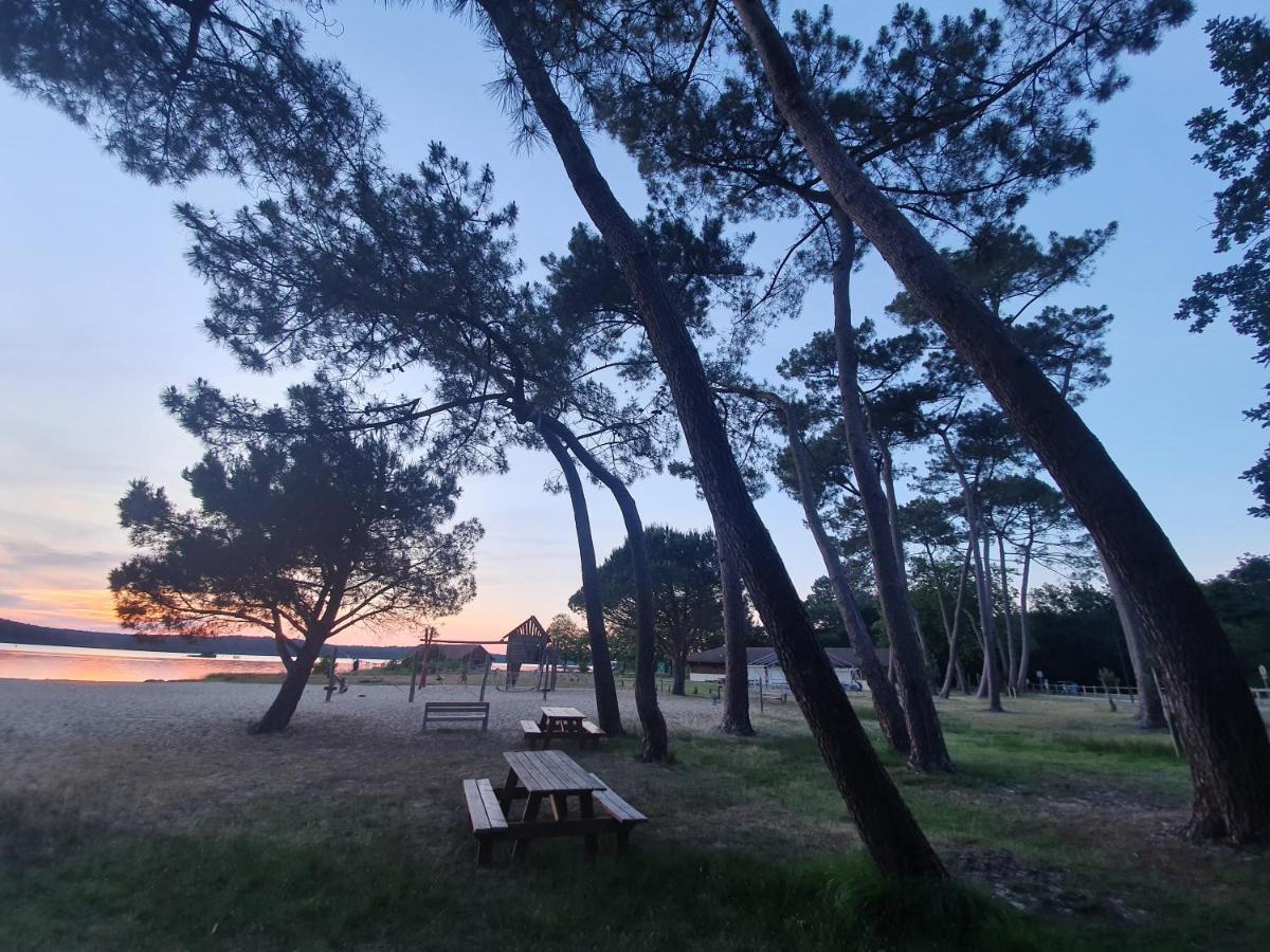 Mobil Home Sainte-Eulalie-en-Born 外观 照片